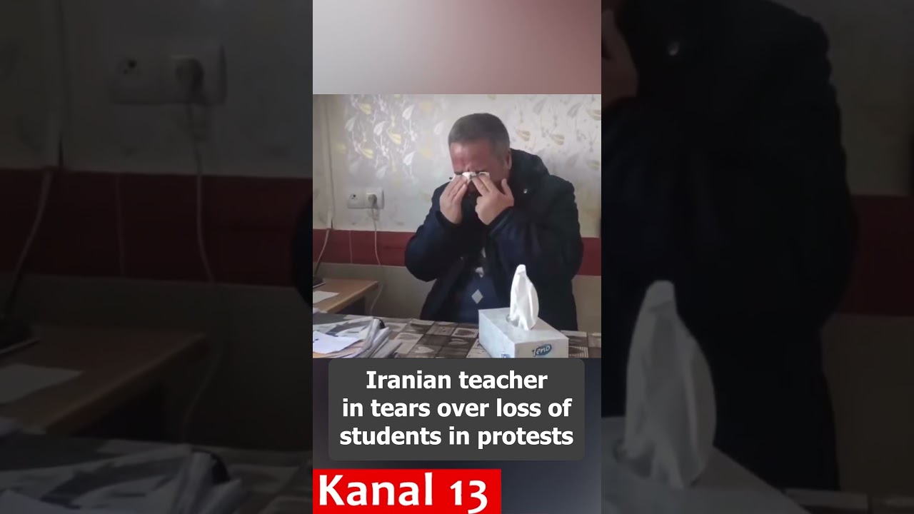 Iranian teachers in tears over loss of students in protests