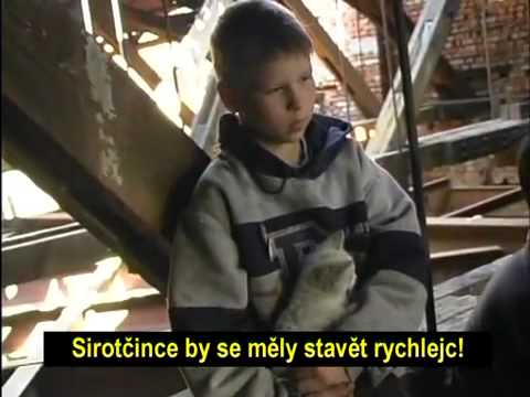 Video: Je V Rusku Povolen Křest Náhradních Dětí?