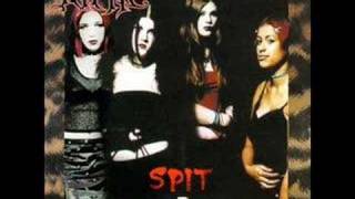 Kittie - Suck chords