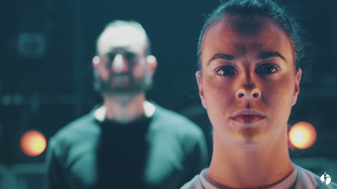 Checkmate, 1 min video. Avant-garde flamenco dancer. Contemporary flamenco.