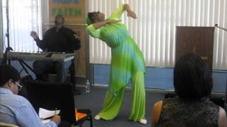 Video thumbnail of "Bishop Paul Morton/ "Thats Who You Are" Prophetic Dance"