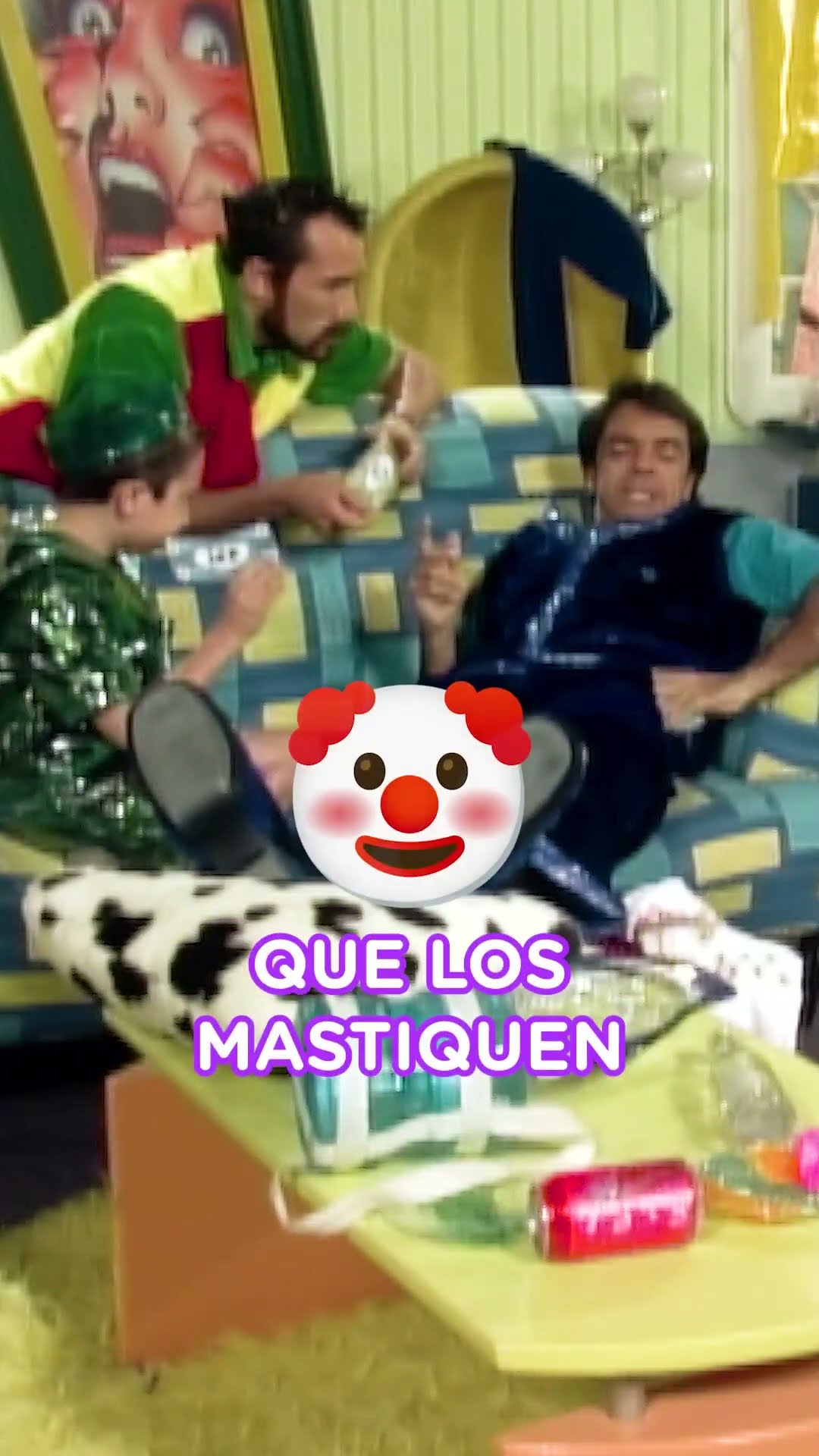 ? #Junior y #Ludoviquito tienen hambre ? #LaFamiliaPLuche #Comedia #humor