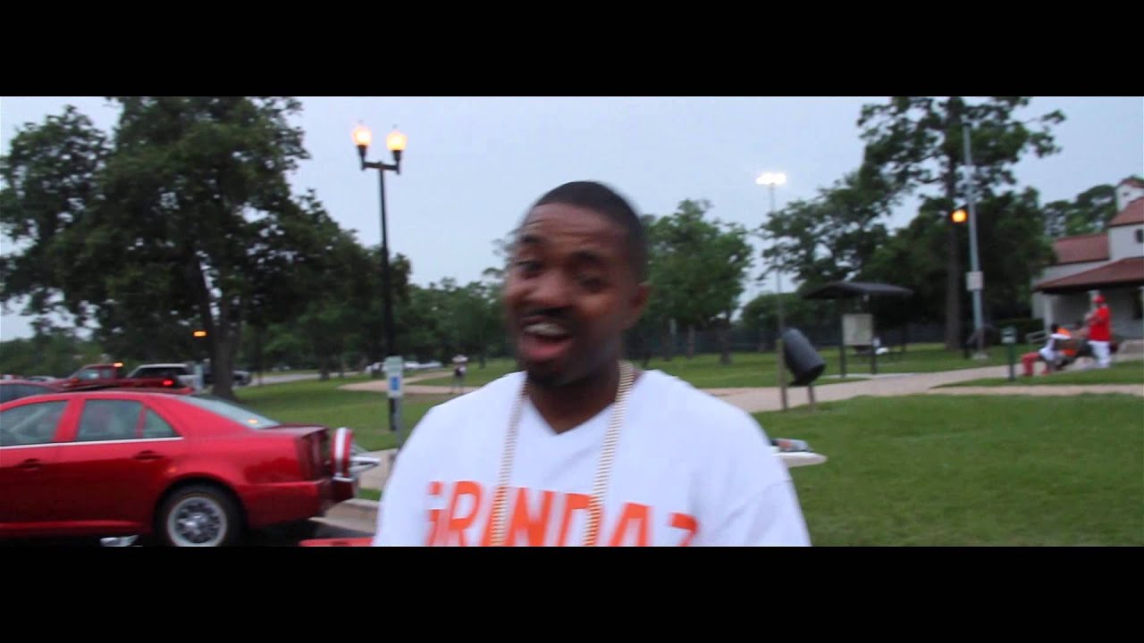 @ShowGrind (Feat Doo B Lean and @LilB_ThaGrinda) - Twice