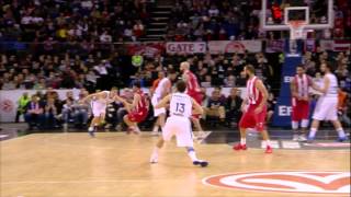 Kostas Papanikolaou steal and dunk!