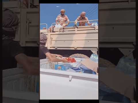 تكاتف العمانيين