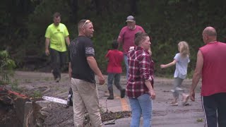 Flash flooding in Jefferson County turns into a community clean-up effort