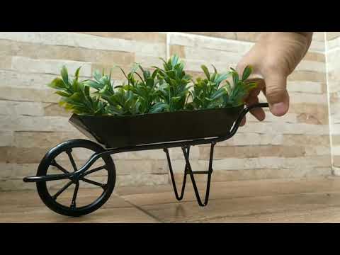 Vídeo: Carrinhos de flores forjados