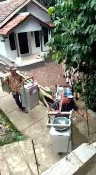 Tukang bandros dan tukang cimol hits