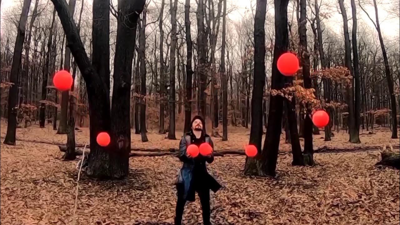 Horizontal juggling Victor Moiseev. YouTube