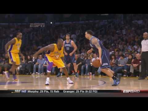 Deron Williams crossover on Kobe Bryant