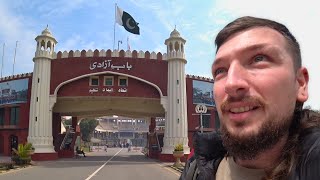 Crossing Asia's Strangest Border 🇵🇰🇮🇳