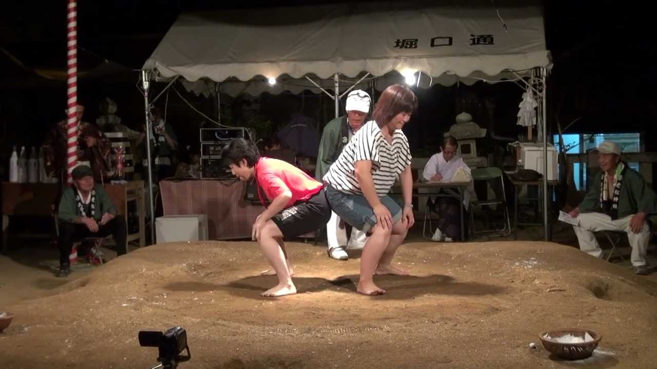 12三田尻の女尻相撲中盤戦 Youtube