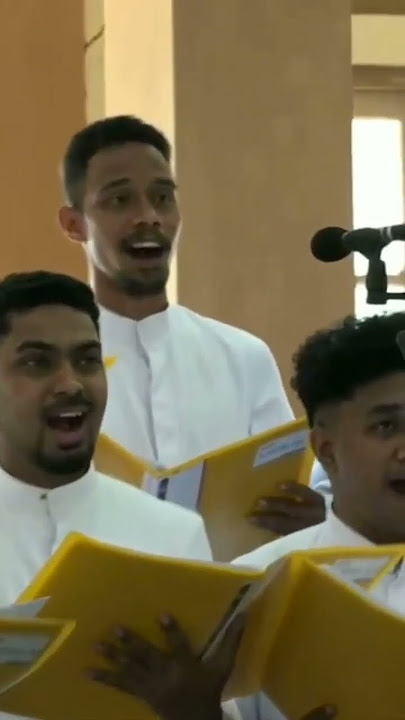 KOOR Para Frater SVD Ledalero - Lagu Kemuliaan