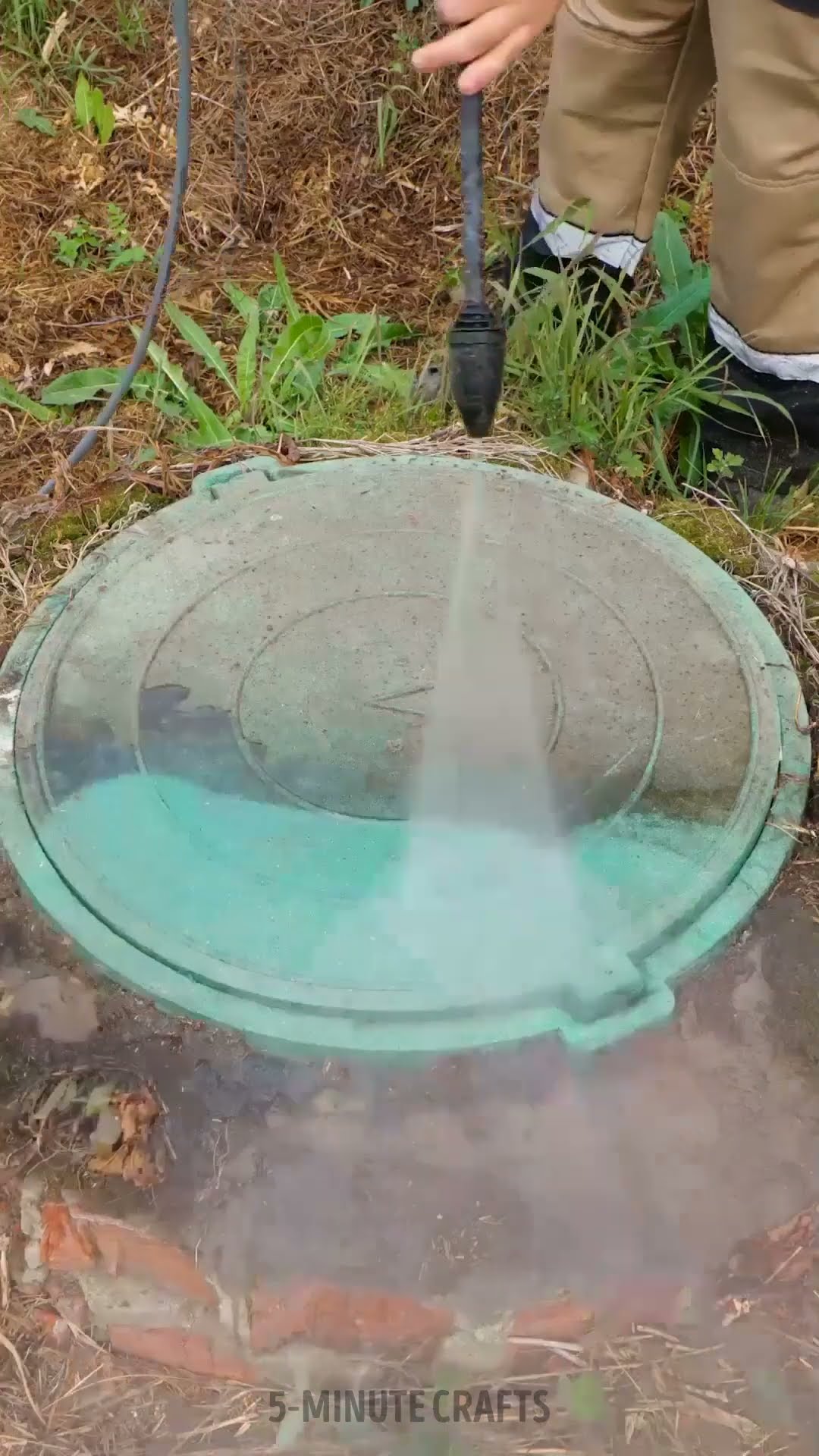 Transform your backyard with cleaning hacks! ?