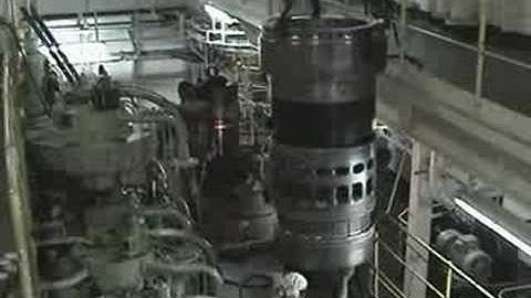 MARINE ENGINE DISMANTALING