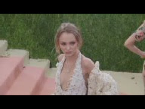 Video: Johnny Depp's Daughter Is The Image Of Chanel's New Perfume