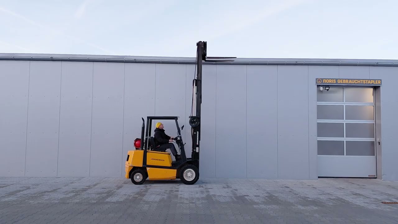 Jungheinrich Gasstapler TFG25TE 2,5Tonner Triplexmast Noris Gebrauchtstapler 100.