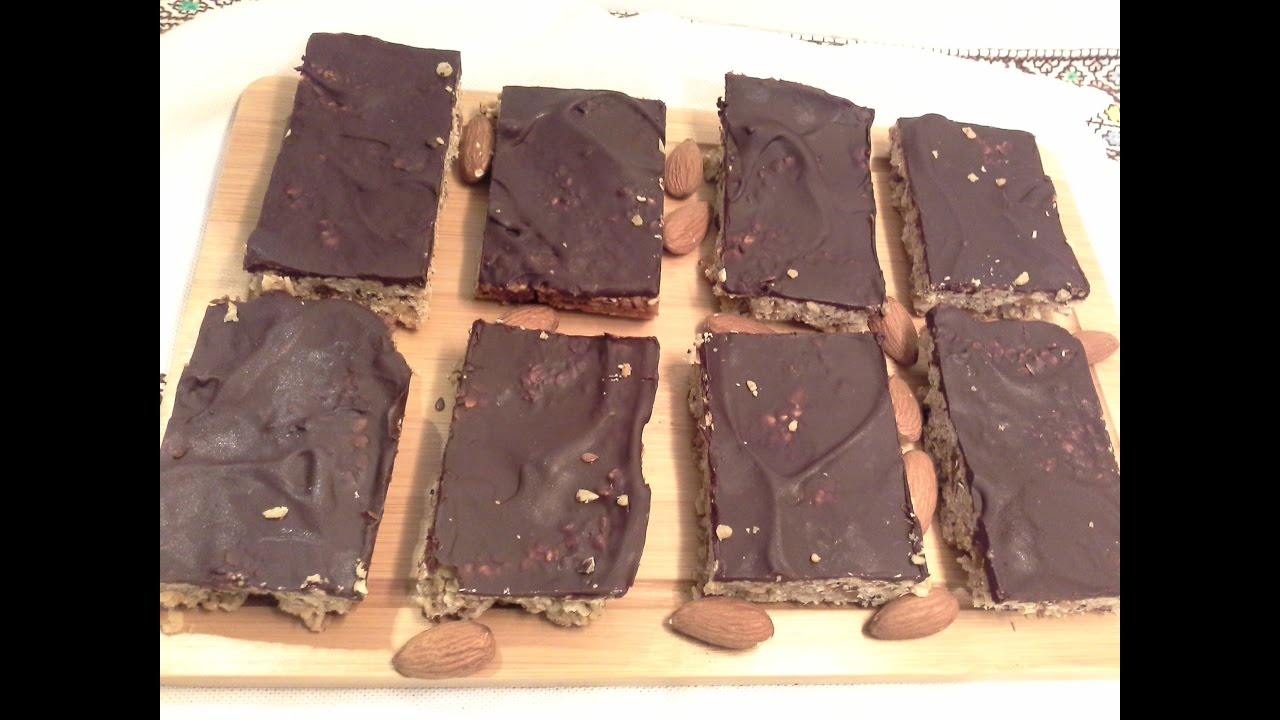 Barre énergétique au flacons d'avoine et fruits secsالواح الطاقة بالشوفان والفواكه الجافة