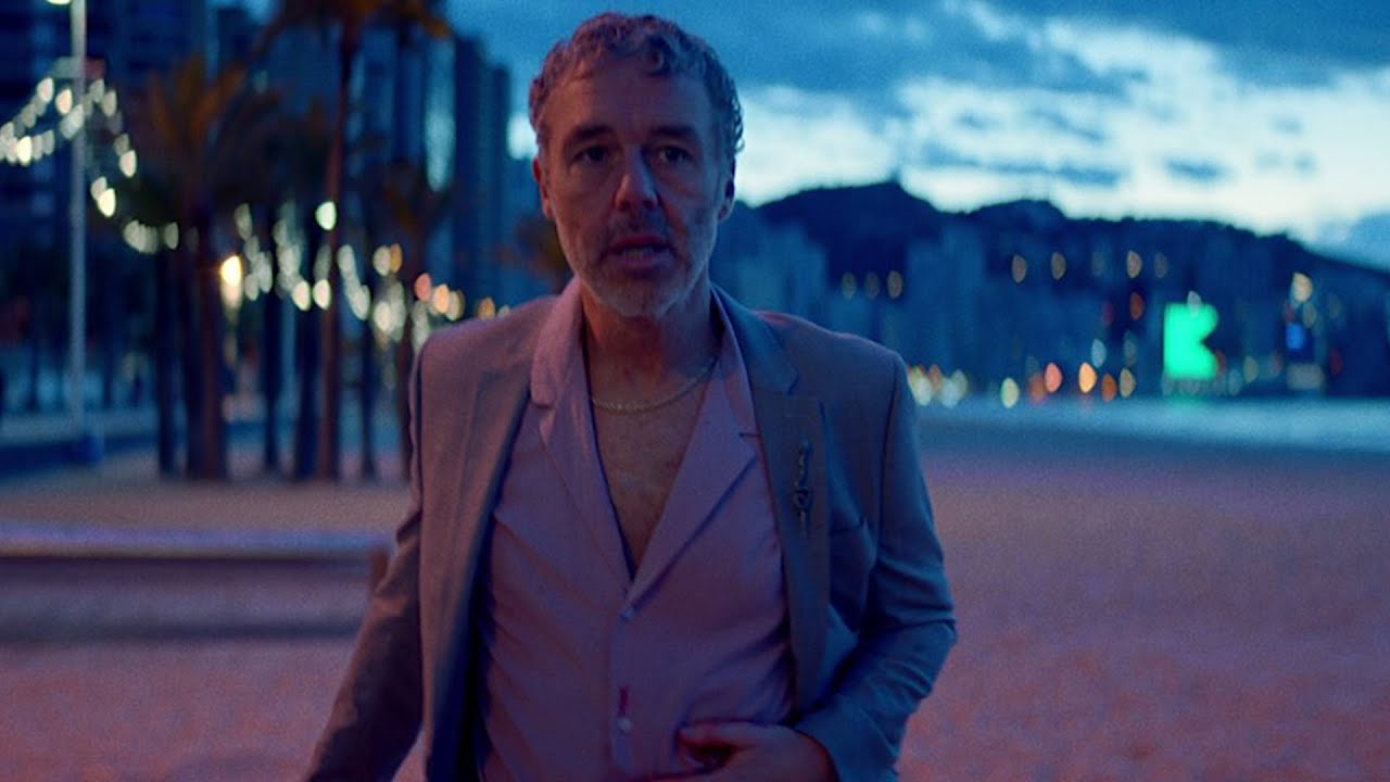 Baxter Dury - I'm Not Your Dog (Official Music Video) - YouTube