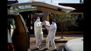 La compleja logística para entregar las cajas de alimentos
