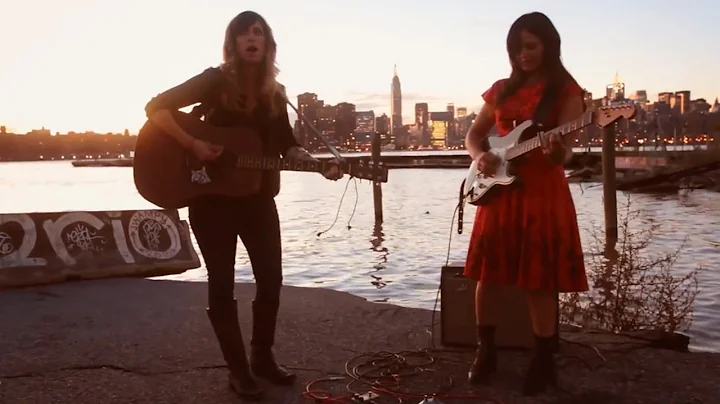Nicole Atkins "The Tower" Live - Sideshow Alley