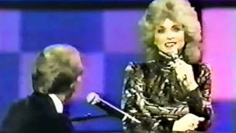 Barbara Mandrell & Richard Carpenter [AMA 1984]