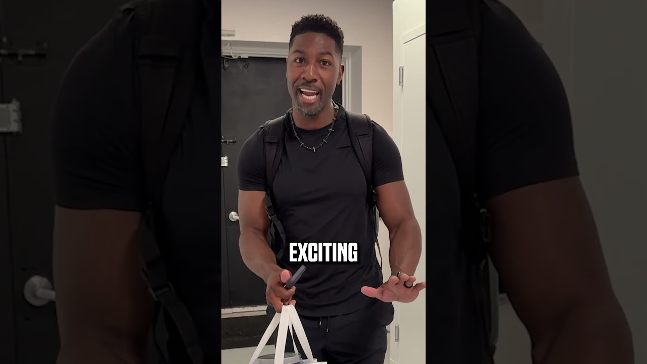 Greg Jennings in the flesh 🤝 #bts #indycar #bears #nfl #packers