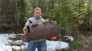 видео: Начинаю сезон стройки в лесу. Ремонтирую древнюю печку, копаю снег в мае, сделал крутой тайник. картинка: Начинаю сезон стройки в лесу. Ремонтирую древнюю печку, копаю снег в мае, сделал крутой тайник.