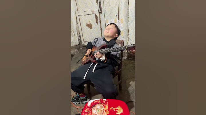 Go back to my hometown in the countryside to see my grandma, go back to the village, and sleep with