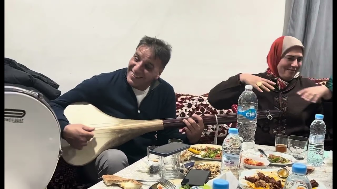 روعة فاطمة العكري الزمورية وإبداع الگادي يجتمعان في لمحة كلاسيكية من الزمن الجميل"ديخ ديخ اياسمون"