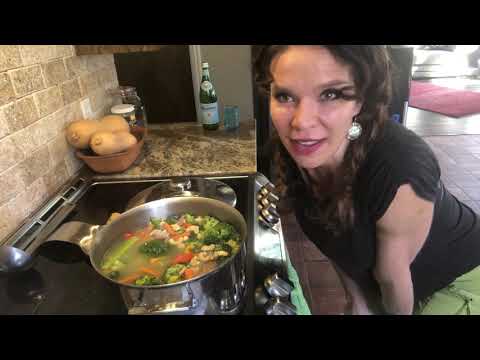 Vegan Creamy Broccoli Soup