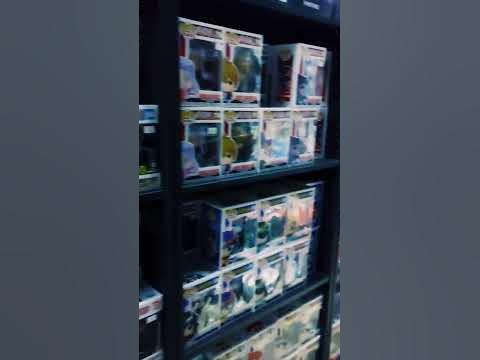 funko pop store greenhills