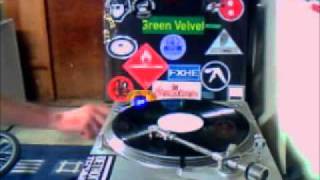 Richard Devine - Untitled - Digital Rawhide EP - Xylophone Jones (1994)8)