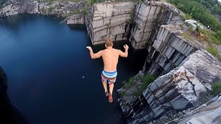 Cliff Jumping in Vermont 110 feet