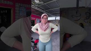 cewek jilbab baju ketat