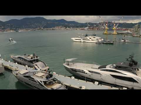 Luxury SuperYacht - Riva  - #yourprivateisland - Ferretti Group