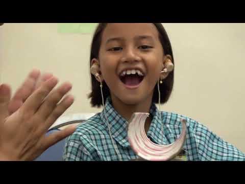 Video: Cara Mengucapkan Huruf S (untuk Orang yang Mempunyai Lisps)