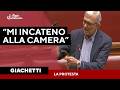 Giachetti si incatena alla Camera: Qui finché non si sblocca Vigilanza Rai