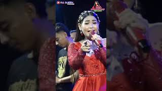 OJO DIBANDINGKE - DIAN ANIC