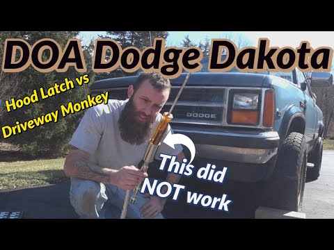 1989 Dodge Dakota Total Basket Case - DEAD ON ARRIVAL... I can&rsquo;t even open the hood!