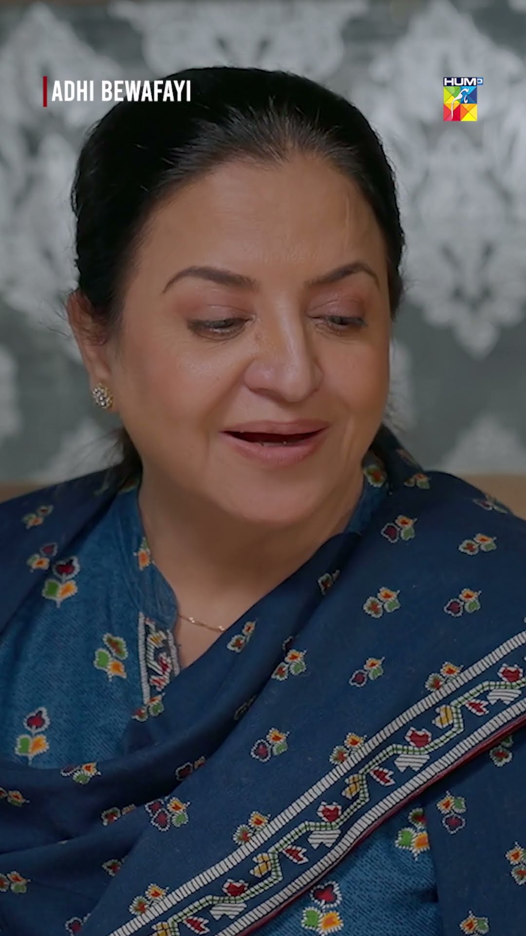 Adhi Bewafayi [BEST SCENE] #alishbakhan #ahmedtahaghani #faiqkhan #adhibewafayi #shorts #humtv