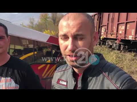 TRENI PËRPLAS AUTOBUSIN NË FSHATIN RASHÇE, BANORËT KËRKOJNË URGJENTISHT RREGULLIM TË SINJALISTIKËS