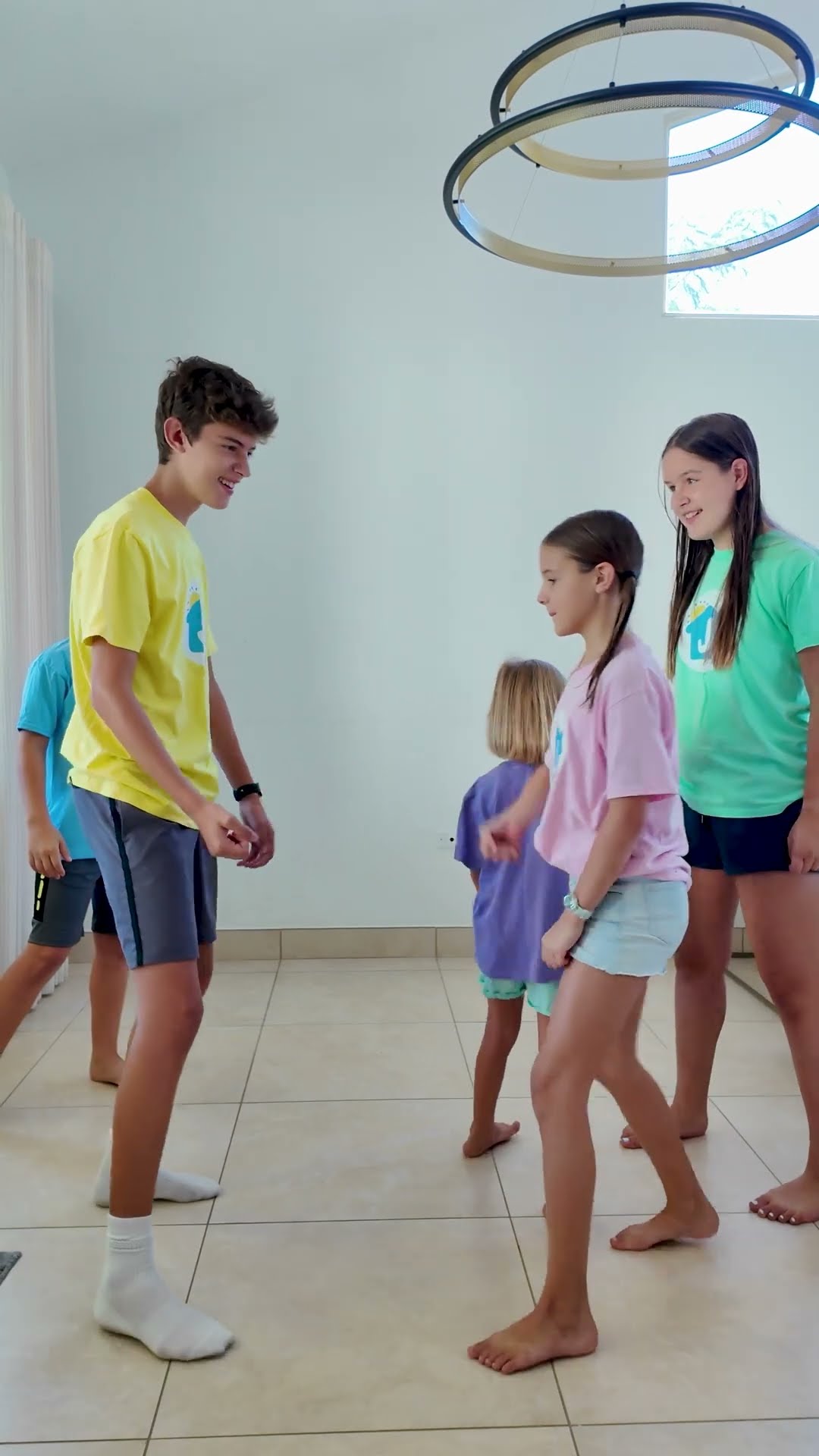 ??✂️ #kidsgames Boys vs. Girls