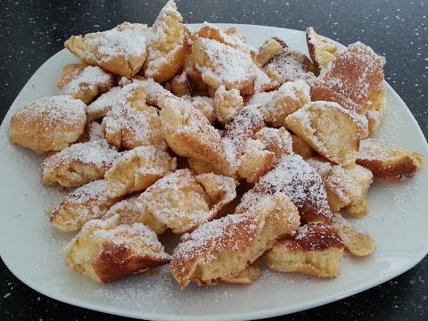 Heute backe ich ein weihnachtliches Dessert, welches an Schwarzwälder Kirschtorte erinnert. Dafür ha. 