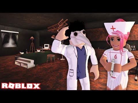 We Broke Into An Abandoned Hospital In Bloxburg Roblox Roleplay Youtube - creepy abandoned subway station roblox youtube