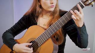 9P Guitarra Alhambra | Laura Rausell, Tres Colores Porteños: Rojo, by Claudia Montero