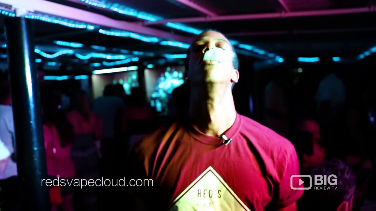 Red's Vape Cloud Store in Brooklyn NY selling E-Liquid vape