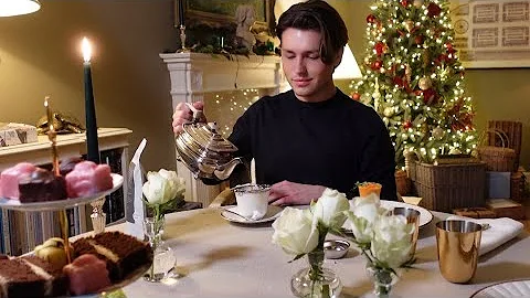 Final Christmas Preparations With Nicolas Fairford...