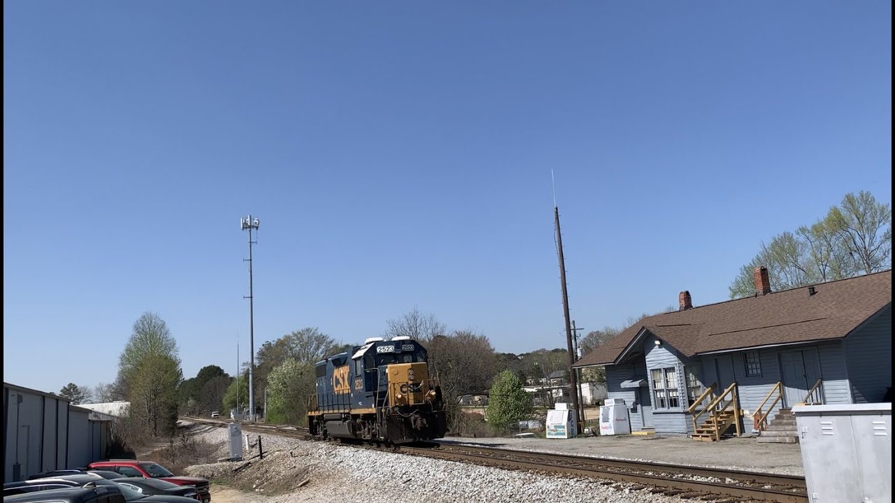 CSX 2523 Leads L827-07 (As a NB Power Move) Thru Tucker, GA 3/7/2023