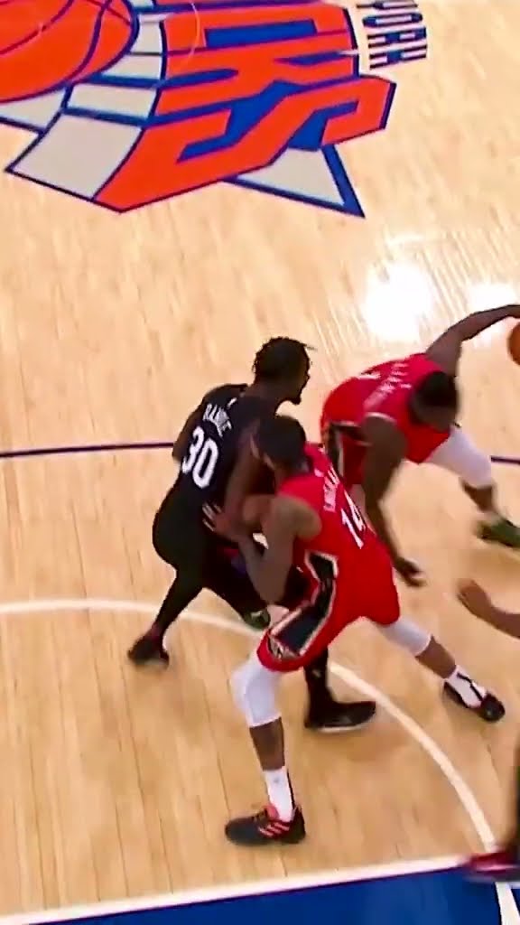Zion Williamson is a beast on the court ?